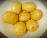 Foto del paso 1 de la receta: Patatas cocidas al microondas con alioli