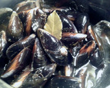 Foto del paso 1 de la receta: Aperitivo de Mejillones en Salsa picante