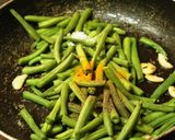 A picture of step 2 of Garlic French Beans-the easiest side possible (No chopping two ingredient recipe).