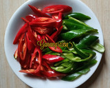 Foto langkah ke 2 dari resep 77. SAMBAL GORENG KULIT AYAM KRISPI PEDAS MANIS.
