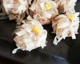 A picture of step 6 of No-Wrap Easy Microwave Shumai with Gyoza Wrappers.