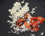 Foto langkah ke 2 dari resep Tumis Mix Vegetables (baby corn/jagung muda, brokoli, dan wortel.