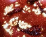 A picture of step 1 of Flax seeds and garlic chutney.