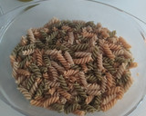 Foto del paso 1 de la receta: Ensalada de pasta