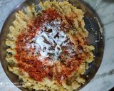 A picture of step 4 of Aloo tikki chaat.