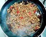 รูปขั้นตอนการทำที่ 2 ของ เต้าหู้ไข่ทอดผัดกะเพราไก่สับ / ผัดกะเพราไก่สับเต้าหู้ไข่ทอด