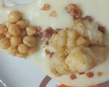 Foto del paso 6 de la receta: Rape crema de patata con taquitos de jamón y garbanzos