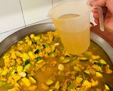 Foto del paso 1 de la receta: Arroz con pollo y calabacín