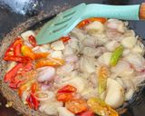 Foto langkah ke 2 dari resep Tumis brokoli, jagung, wortel, daun katuk.