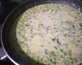 A picture of step 4 of Methi Malai Matar.