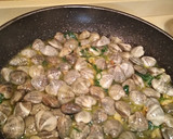 Foto del paso 6 de la receta: Almejas a la marinera