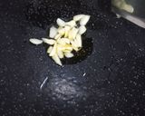 Foto langkah ke 2 dari resep Spaghetti Aglio E Olio.