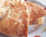 Foto langkah ke 5 dari resep Leker atau Crepes Teplon isi Coklat Keju.