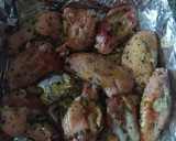 Foto del paso 5 de la receta: Alitas de pollo con ajo y perejil