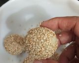 A picture of step 3 of Sweet potato sesame balls.
