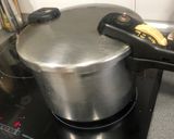 Foto del paso 4 de la receta: Judías con oreja en olla express