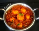 A picture of step 6 of Lasaniya Batata With Methi Thepla - Spicy Garlicky Potato Curry With Thepla - Gujarati Cuisine.