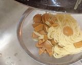 Foto langkah ke 3 dari resep 258. SPAGHETTI CARBONARA WITH SOSIS.