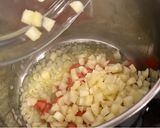 Paprikás krumpli recept fázis 5 fotója