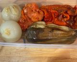Foto del paso 2 de la receta: Cocas de Sant Joan !!!!!1=Sobrasada, queso de cabra, miel y huevo de codorniz … 2 = de escalivada …