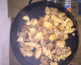 Foto del paso 2 de la receta: Arroz con Pollo hecho en un disco de arado
