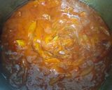 Foto del paso 3 de la receta: Pies de cerdo con tomate