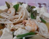 Foto langkah ke 1 dari resep Tumis Tahu Udang Cabe Ijo.