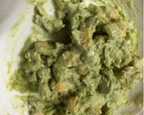 Foto del paso 3 de la receta: 🌿Arepas rellenas de scrambled eggs con emmental y guacamole de maíz🌿