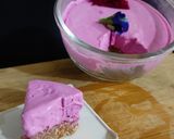 A picture of step 6 of Dragon fruit non cheesy cheese cake.