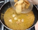 A picture of step 7 of Fried Aloo Baingan.