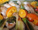 Foto del paso 2 de la receta: Jamoncitos de pollo a la naranja, clavo y apio