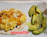 Foto del paso 7 de la receta: Huevo revuelto con sobrasada, queso y miel