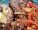 A picture of step 5 of Gluten free steak dinner 😋😋.