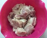 Hình bước làm 1 của món Thịt kho trứng cút
