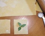 Foto del passaggio 3 della ricetta Raviolo aperto