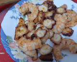 Foto del paso 3 de la receta: Gulas picantitas con langostinos y pulpo