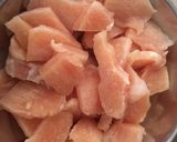 Foto del paso 1 de la receta: Pollo al champiñón con papas doradas
