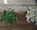 Foto langkah ke 1 dari resep Nasi Goreng Daun Jeruk.