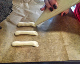 Foto del paso 5 de la receta: Lenguas de gato