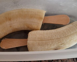 Foto del paso 4 de la receta: Polos de plátano y chocolate crocante