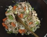 Foto del paso 1 de la receta: Risotto de pollo