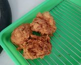 Foto langkah ke 4 dari resep Ayam Goreng Tepung.
