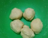 Foto langkah ke 3 dari resep Roti Canai / Paratha Bread (no rendaman minyak, step by step).