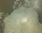 Foto del paso 2 de la receta: Pancitos de leche sin balanza😉🥖