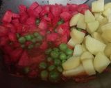 A picture of step 4 of Gajar Matar ki Subji.