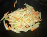 Foto langkah ke 2 dari resep Sayur labu Siam, wortel.