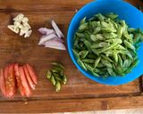 Foto langkah ke 2 dari resep Kacang Panjang Tumis Tauco.