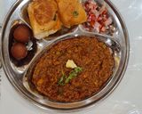 A picture of step 10 of Pav Bhaji.