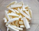 Une image de l'étape 2 de Frites de panais au thym frais BIO.