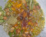 A picture of step 4 of Capsicum Masala Bhaat with Leftover Rice.